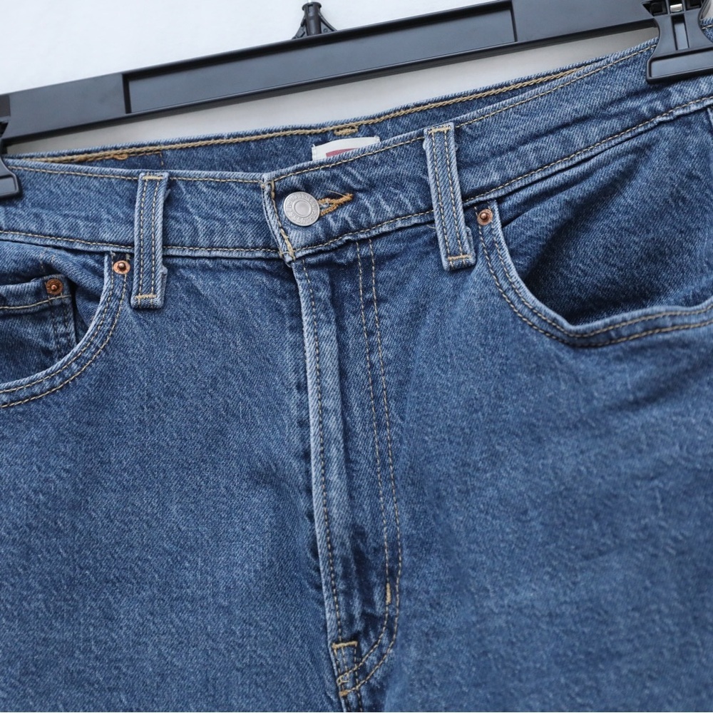 Levi's Jeans medium blue high waisted trendy 28 stretch mom tapered - Picture 5 of 11